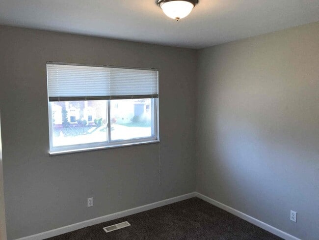 Building Photo - 12423 Partridge Run Dr