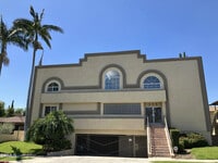 Building Photo - 335 S Sierra Madre Blvd