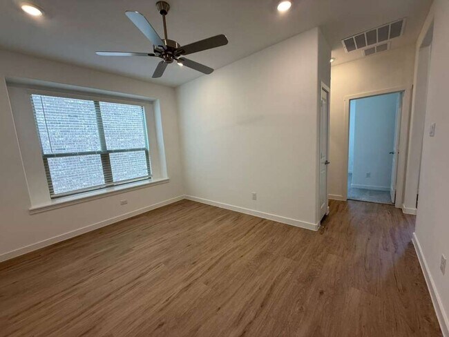 Building Photo - This beautifully designed Garnet floorplan by Lennar offers a functional single-story layout with...