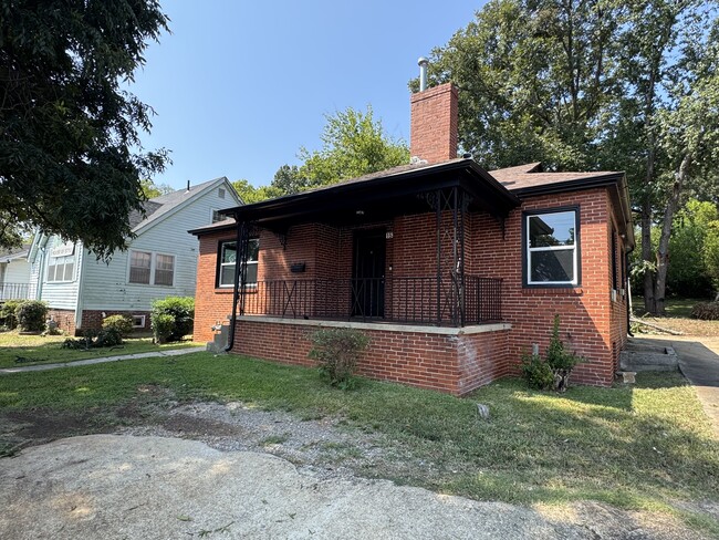 Building Photo - 1536 Bessemer Rd