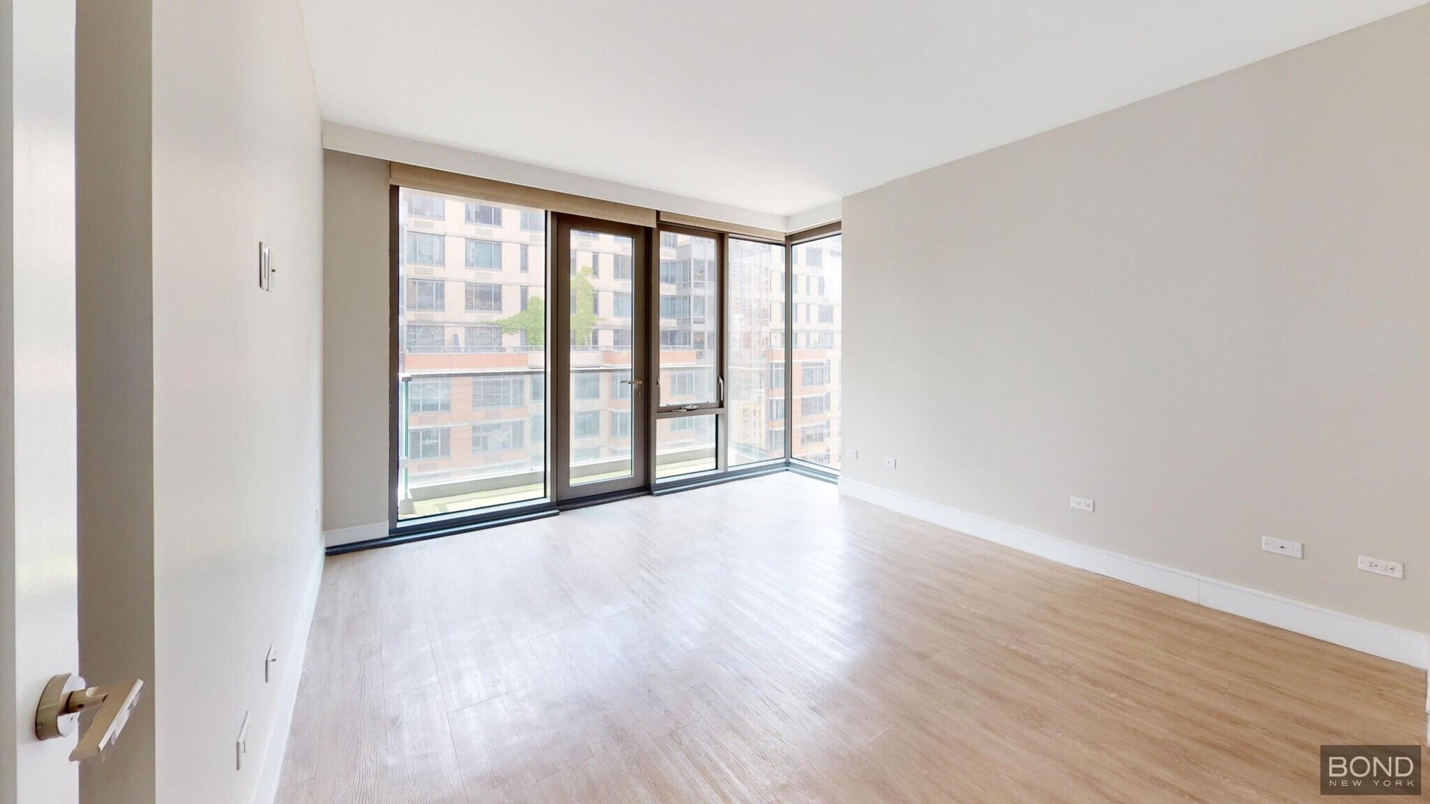 Building Photo - 237 E 34th St