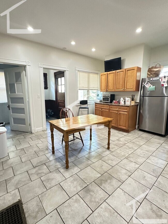 Building Photo - Entire House for Rent, Central heat/AC, Laundry Porch Backyard. Cleveland Circle Area of Brighton...