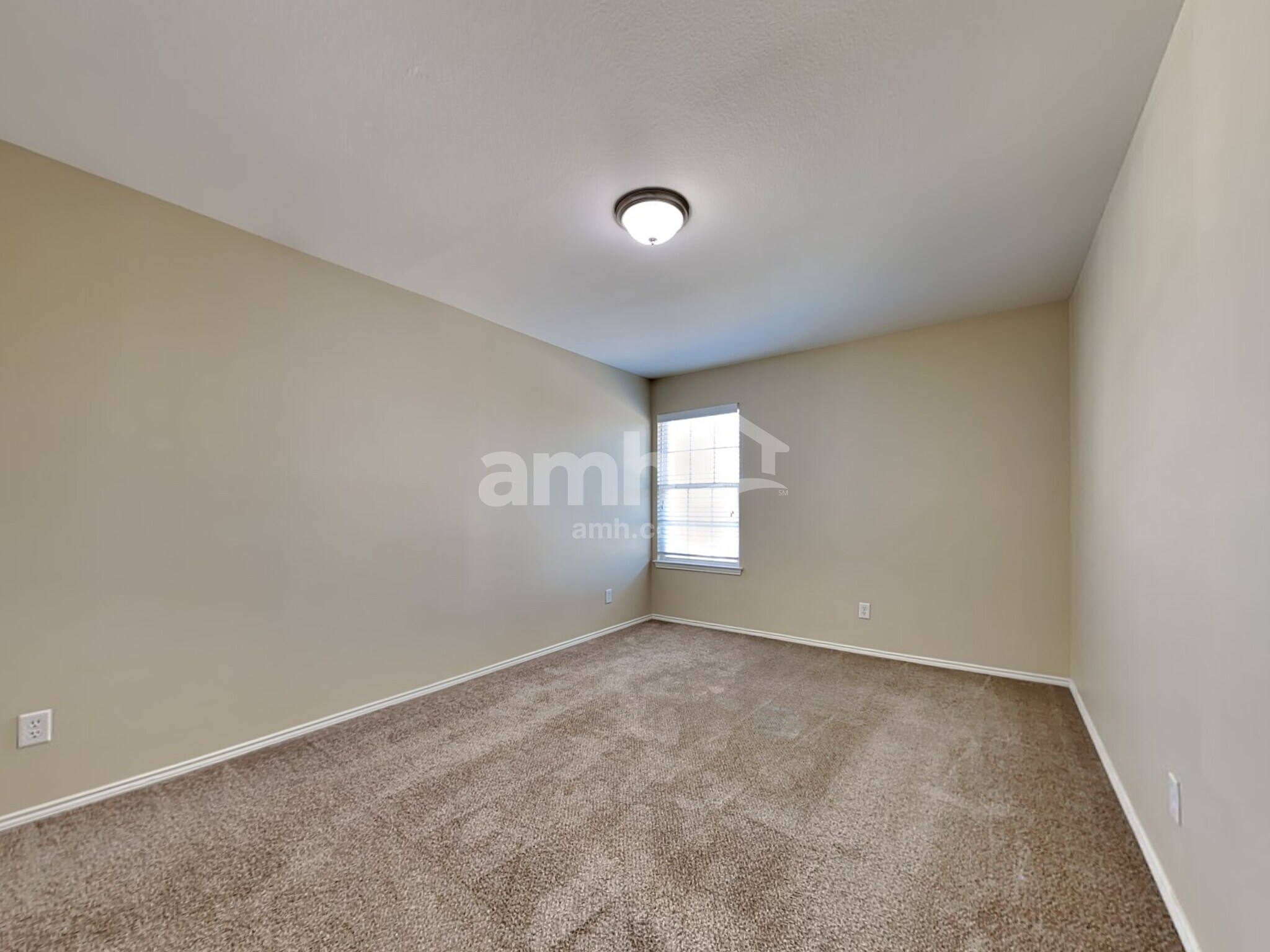 Building Photo - 5517 Parkview Hills Ln