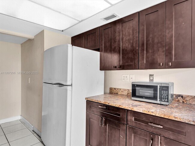 Building Photo - 5710 NW 21st St