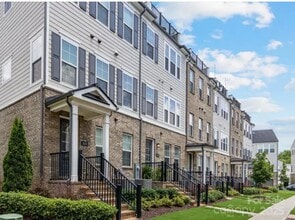 Building Photo - 5018 Harrowsmith Ln