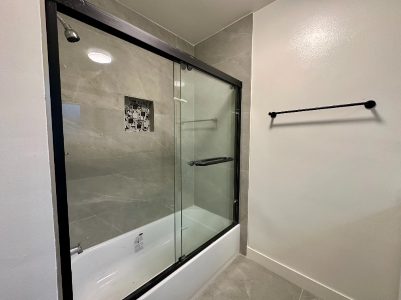 Building Photo - 7860 La Fiesta Dr