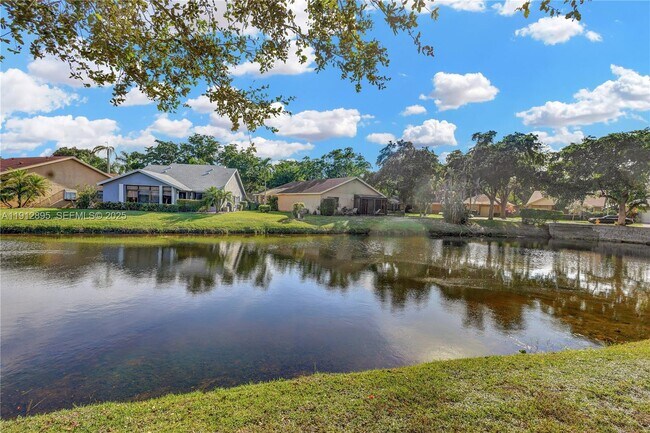 Building Photo - 4755 NW 30th St