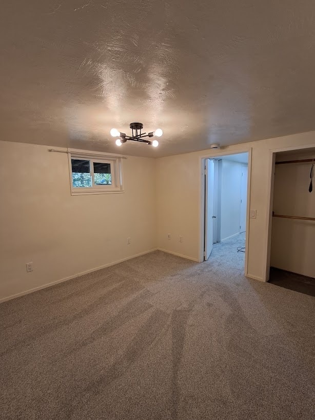 Building Photo - 3911 NE Rova Rd