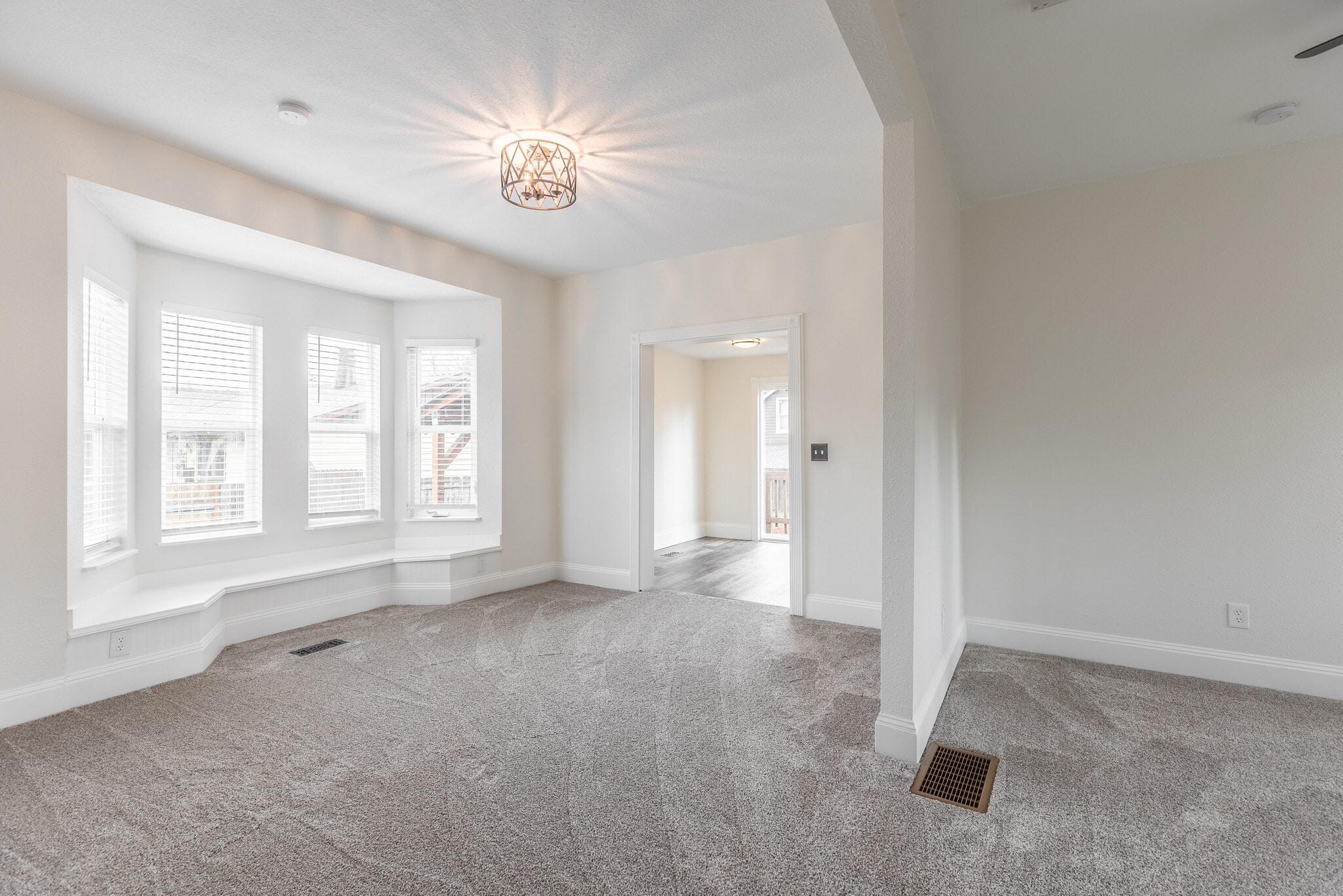 Vic I - 1144 SE 85th Ave