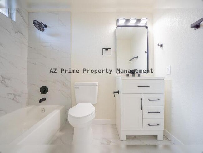 Building Photo - 3142 N 78th Dr