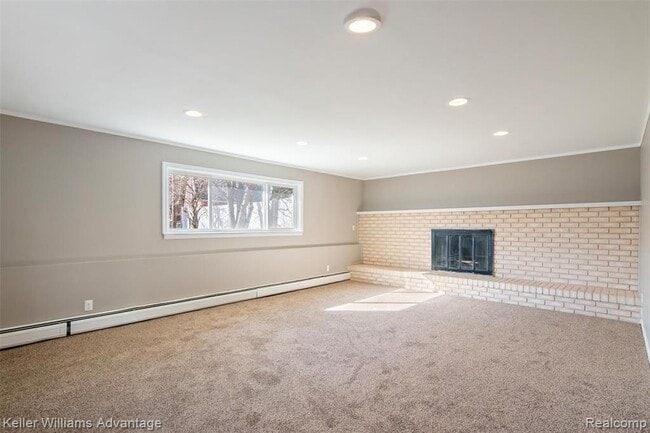 Building Photo - 14377 Cranston St