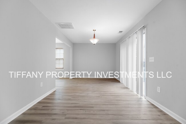 Building Photo - 1435 Highfield Ct