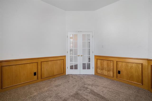 Building Photo - 4712 Shorewood Dr