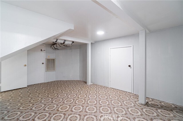 Building Photo - 2370 W 239th St