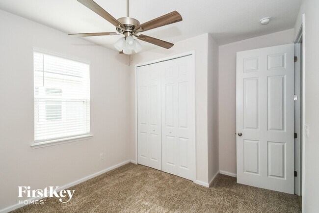 Building Photo - 95509 Hanover Ct