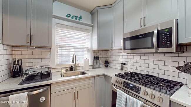 Building Photo - 1621 Norris Pl