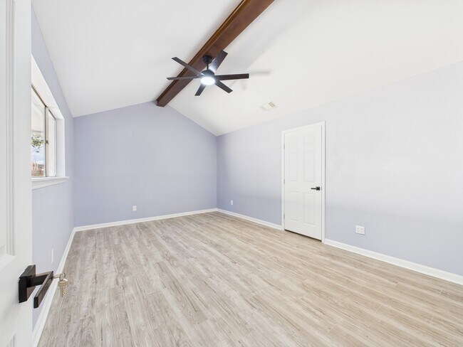 Building Photo - 10915 Sagedowne Ln