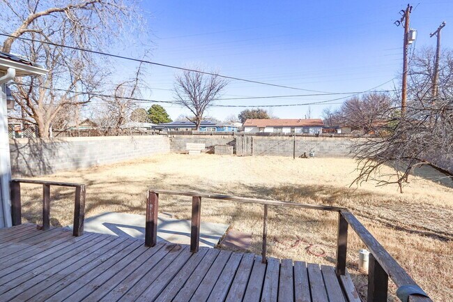 Building Photo - 3012 49th St