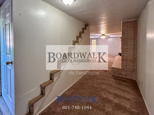 Building Photo - 1528 E 8640 S