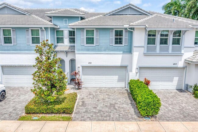 Building Photo - 4921 Pointe Midtown Way