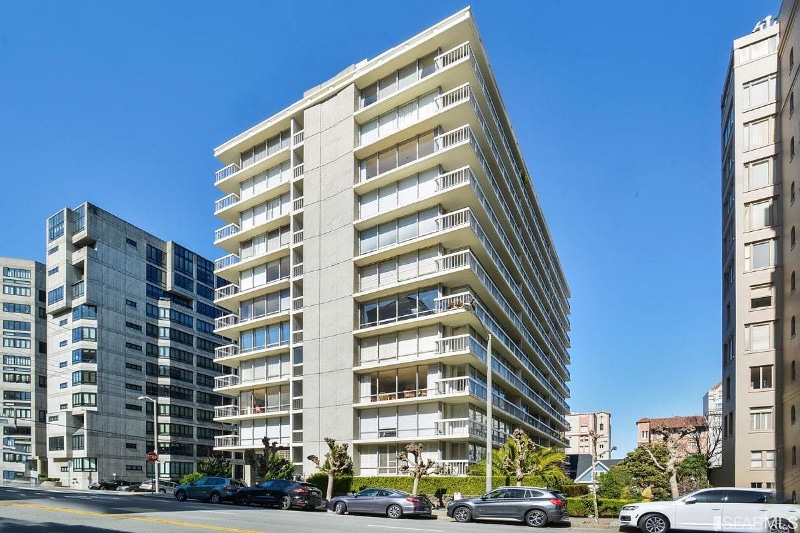 Building Photo - 1998 Broadway