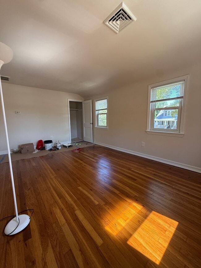 Building Photo - 212 Manheim Ave