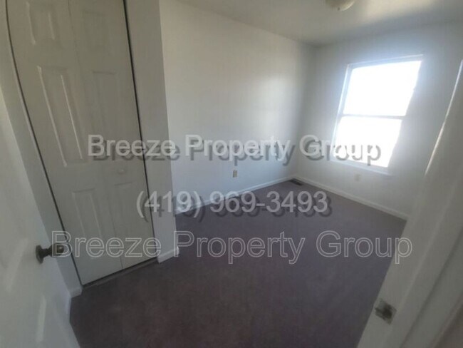 Building Photo - 521 Hope St