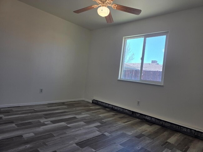 Building Photo - 3244 White Ave