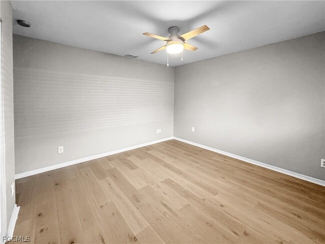 Building Photo - 326 SW 29th St