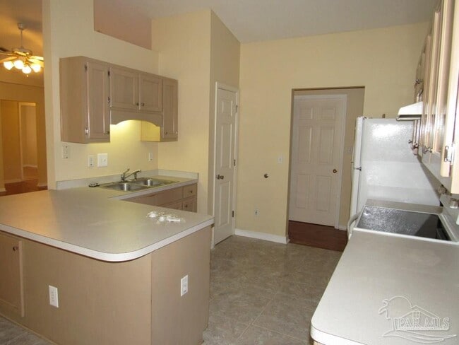Building Photo - 3142 Seafarers Way