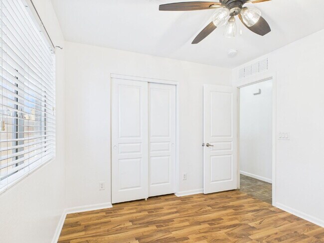 Building Photo - Heartland Ranch Gem