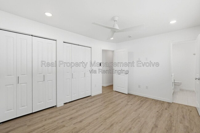 Building Photo - 7314 E Diamond St