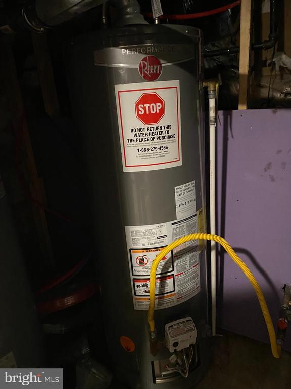 Building Photo - 6534 Torresdale Ave