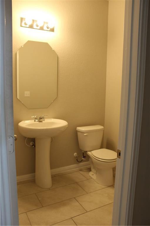 Building Photo - 1409 Bess Cove