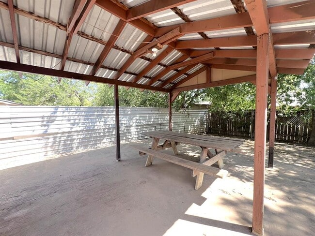Building Photo - 7317 Dixie Dr