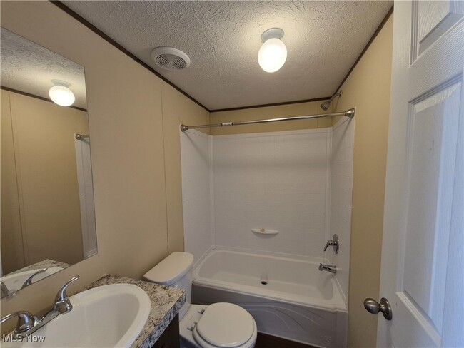 Building Photo - 120 Kenny Brook Ln