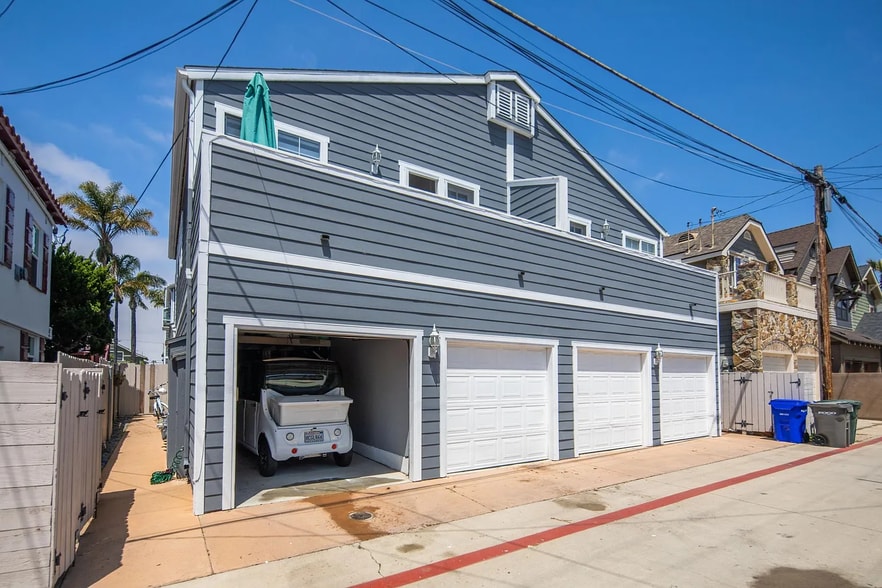 Building Photo - 569 E Ave