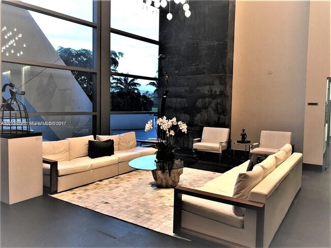 Building Photo - 888 Biscayne Blvd