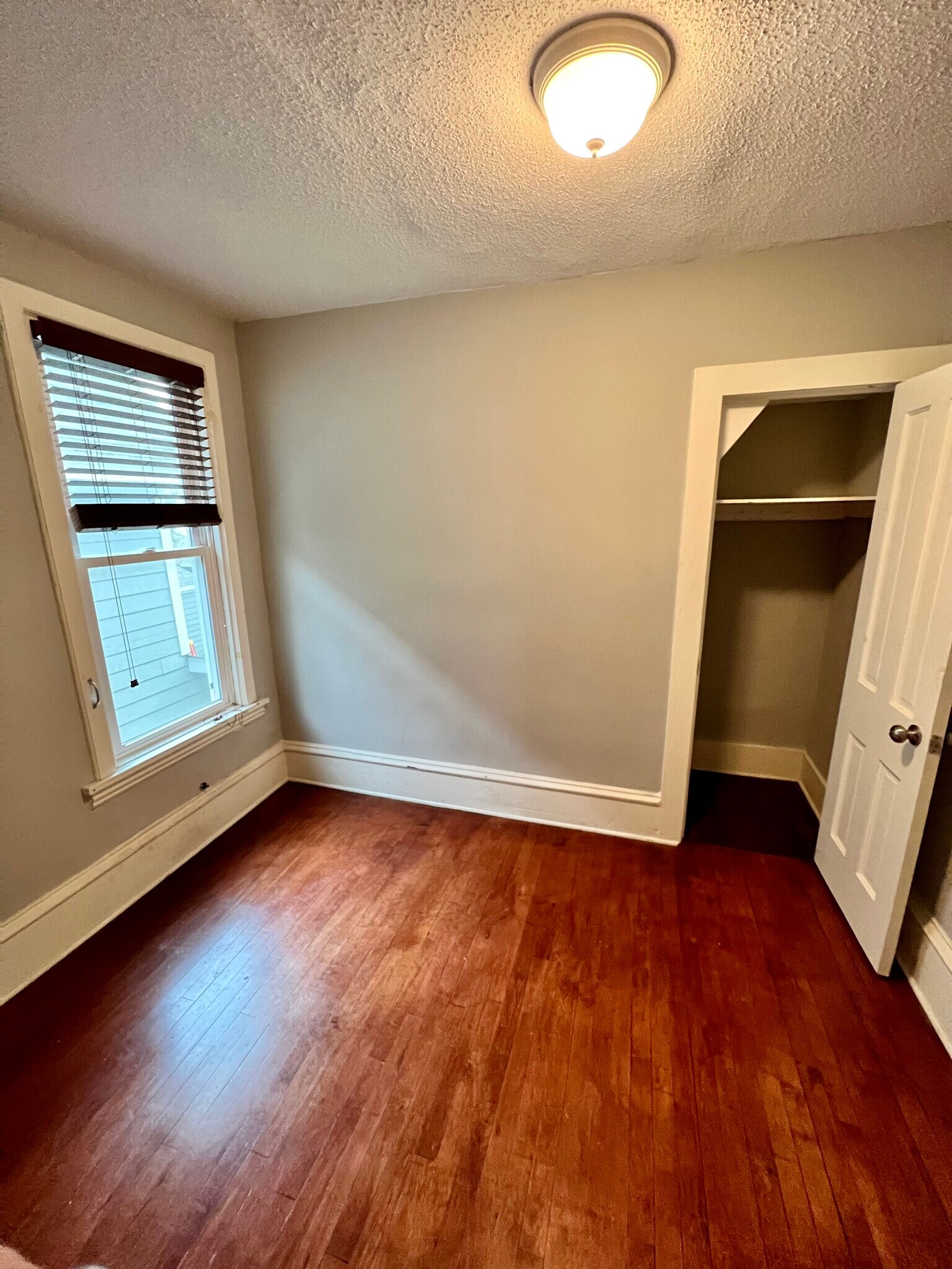 Secondary bedroom - 1701 NE 2nd St