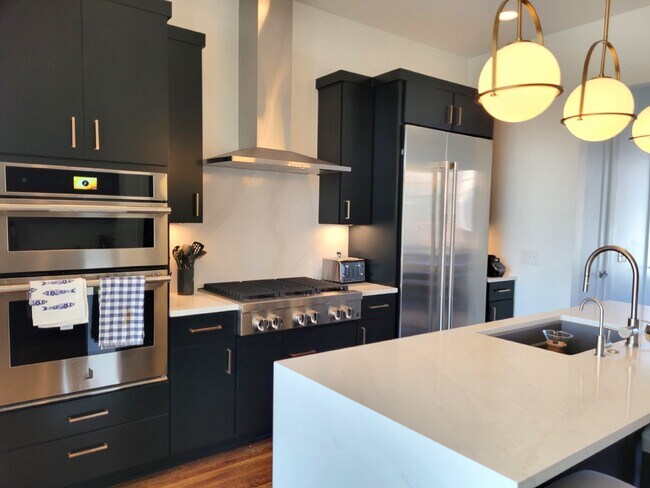 Building Photo - Experience Historic Germantown: Spacious 3-Bedroom Home with Rooftop overlooking Nashville!