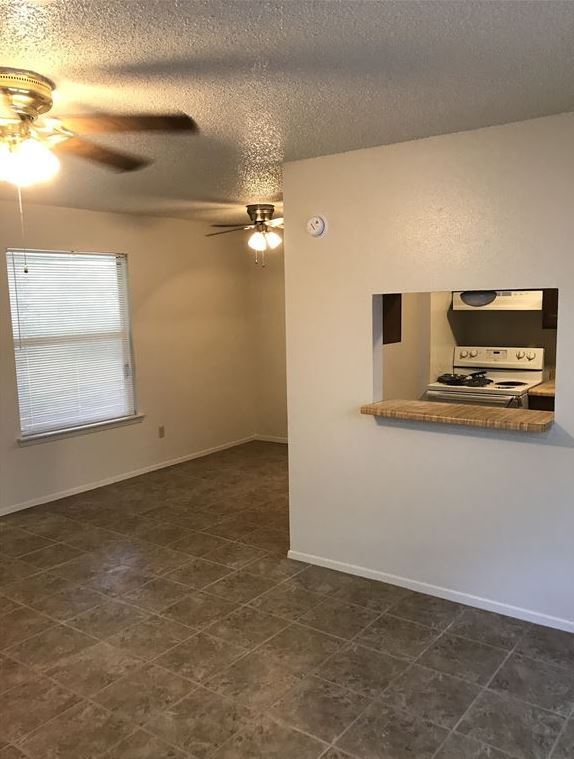 Building Photo - 3203 Eagle Hill Ct