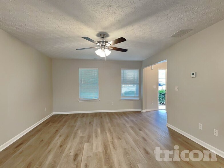 Building Photo - 3869 Alderwoods Dr