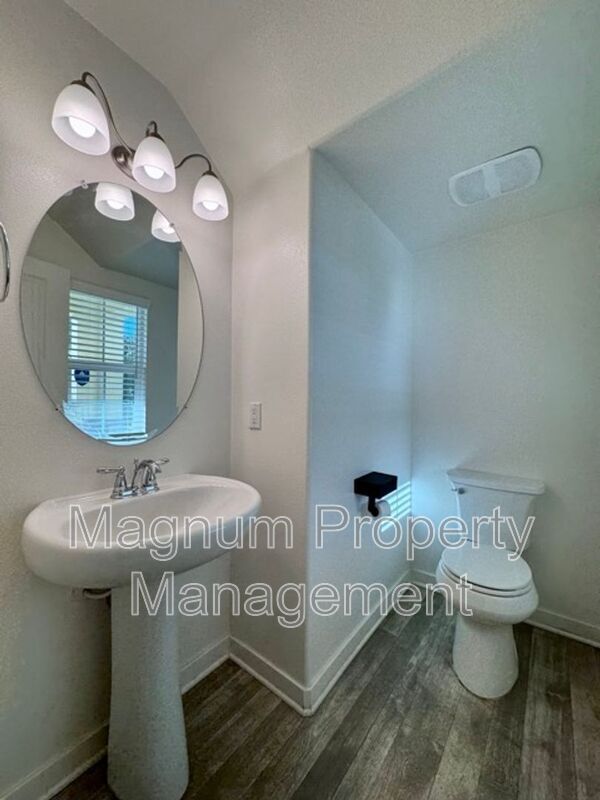 Building Photo - 24282 Red Spruce Ave