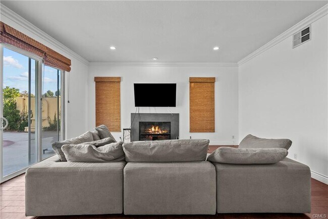 Building Photo - 3450 Malaga Ct