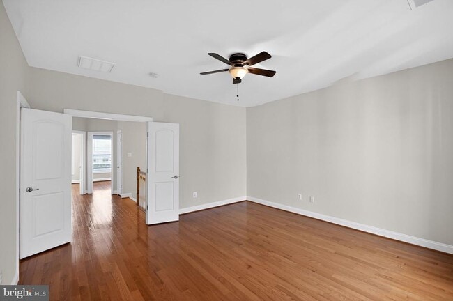 Building Photo - 333 Caldwell Terrace SE