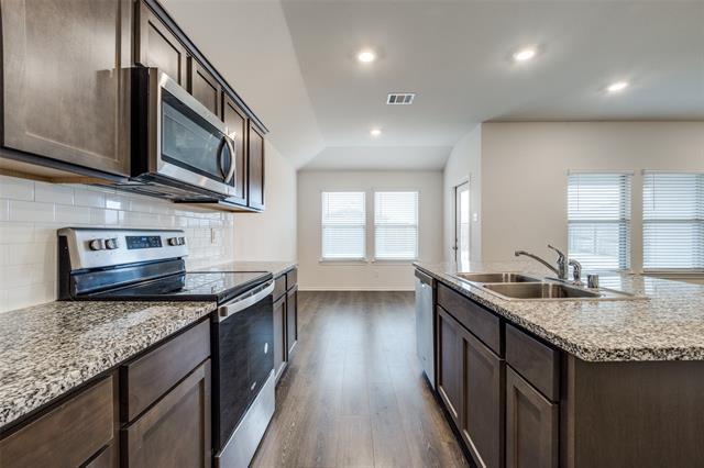 Building Photo - 309 Patina St