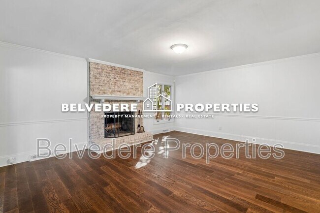 Building Photo - 4103 Oak Hollow Dr