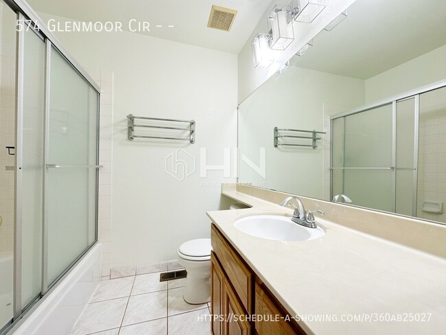 Building Photo - 574 Glenmoor Cir