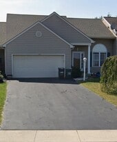 Building Photo - 145 Julia Ln