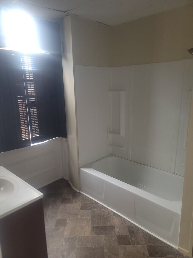 Building Photo - 49-51 West Market Street